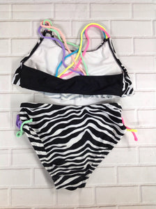 SO.. Black & White Swimwear