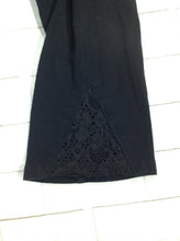 SO.. Black Capris