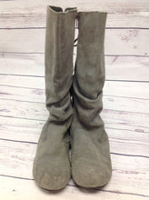 STEVE MADDEN Gray Boots