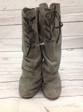 STEVE MADDEN Gray Boots