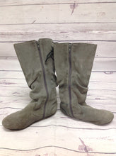 STEVE MADDEN Gray Boots