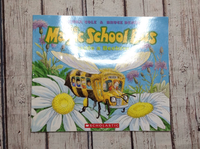 Scholastic MAGIC SCHOOL BUS Book
