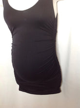 Size 1 INGRID & ISABEL Black Solid Top