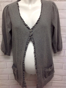 Size Large Duo Gray Solid Sweater