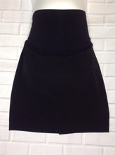 Size Large Motherhood Black Solid Skirt