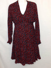 Size M Motherhood Red Print Floral Dress