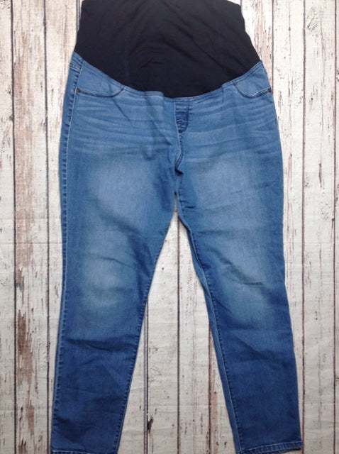 Size MAT 14 ISABEL MATERNITY Denim Solid Jeans