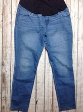 Size MAT 14 ISABEL MATERNITY Denim Solid Jeans
