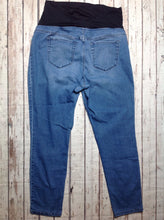 Size MAT 14 ISABEL MATERNITY Denim Solid Jeans