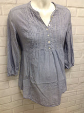 Size MAT MEDIUM H & M Baby Blue & White Cotton Pinstripe Top