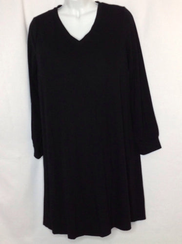 Size Medium ISABEL Black Solid Dress