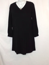 Size Medium ISABEL Black Solid Dress
