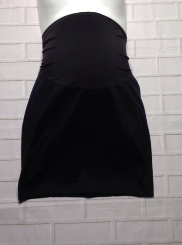 Size Medium Liz Lange Black Skirt