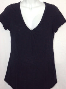 Size Medium OLD NAVY MATERNITY Black Solid Top