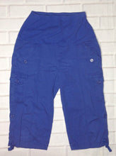 Size Medium Oh Mamma Blue Solid Capri