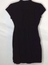 Size Small A Pea in the Pod Black Top