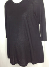 Size Small JESSICA SIMPSON Black Solid Top