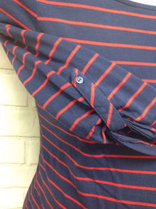 Size MAT SMALL OLD NAVY MATERNITY Blue & Red Cotton Blend Stripe Top