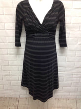 Size MAT X-SMALL OLD NAVY MATERNITY Charcoal Cotton Blend Stripe Dress