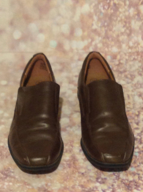 Smart Fit Brown Shoes Size 2.5