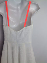 Soprano CREAM & CORAL Dress
