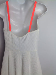 Soprano CREAM & CORAL Dress