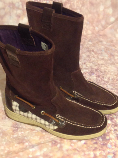 Sperry BROWN & BEIGE Suede Boots Size 6M