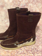 Sperry BROWN & BEIGE Suede Boots Size 6M