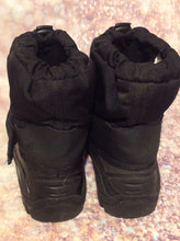 THERMOLITE Black Snowboots Size