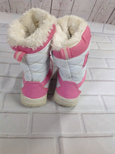 Totes White & Pink Snowboots