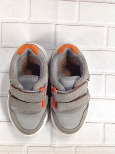 UGG GRAY & ORANGE Shoes