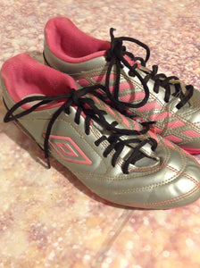 Umbro Gray & Pink Cleats Size 7.5