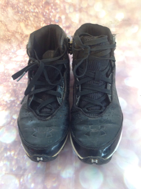 Under Armour Black & Silver Cleats Size 5.5