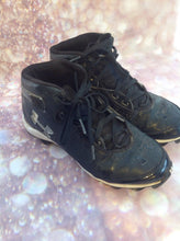 Under Armour Black & Silver Cleats Size 5.5