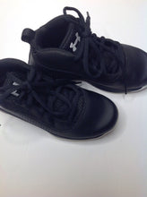 Under Armour Black & White Sneakers Size 13